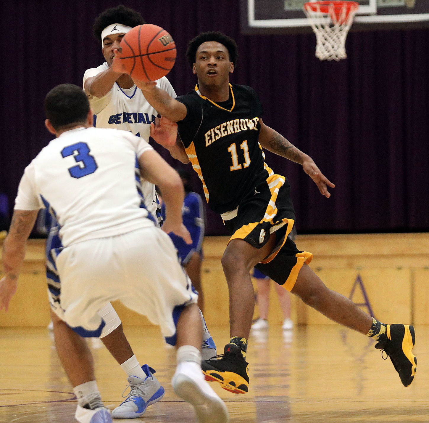 Eisenhower vs MacArthur boys basketball 10 2.25.19.jpg